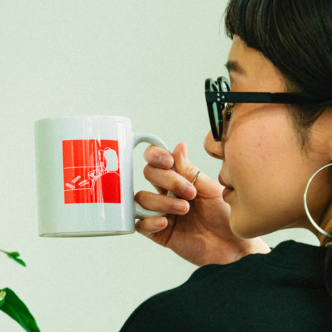 わりばし割るも何度も失敗する | マグカップ