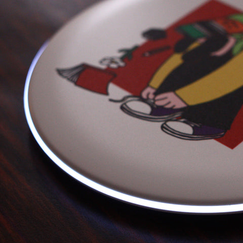 靴紐結んでたら鞄から中身出てきた | 充電器 ホワイト