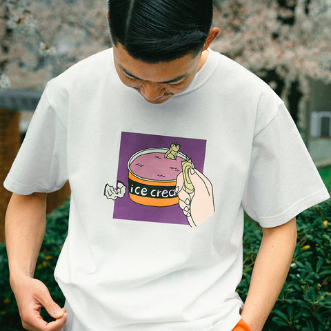 固いアイスに負けたスプーン | Tシャツ ホワイト