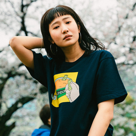 固いアイスに負けたスプーン | Tシャツ ネイビー