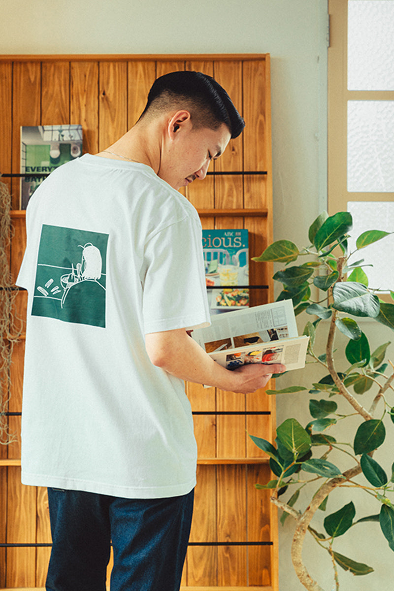 わりばし割るも何度も失敗する | メンズ白バックTシャツ